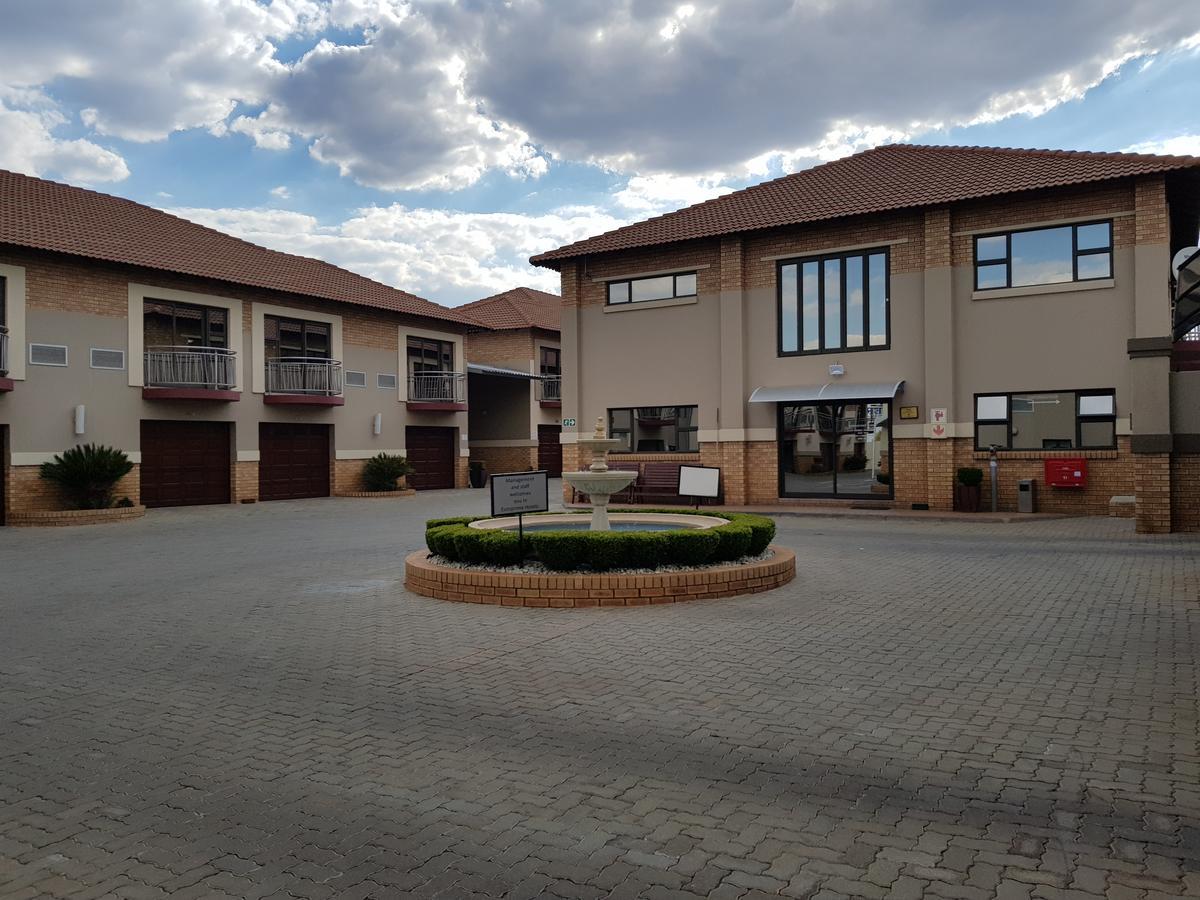 Europrime Hotel Boksburg Εξωτερικό φωτογραφία